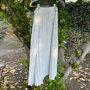 A .new day skirt